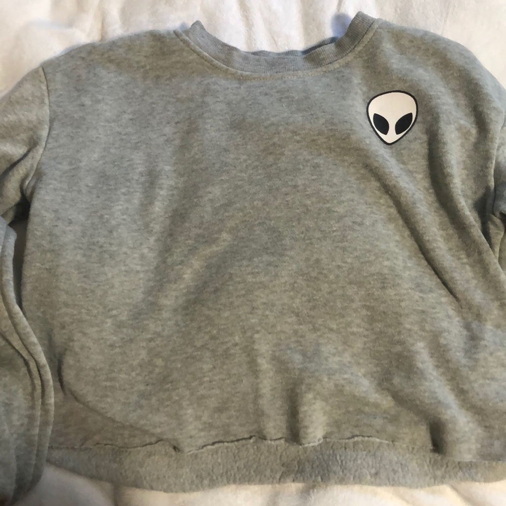 Grey alien cropped hoodie👽